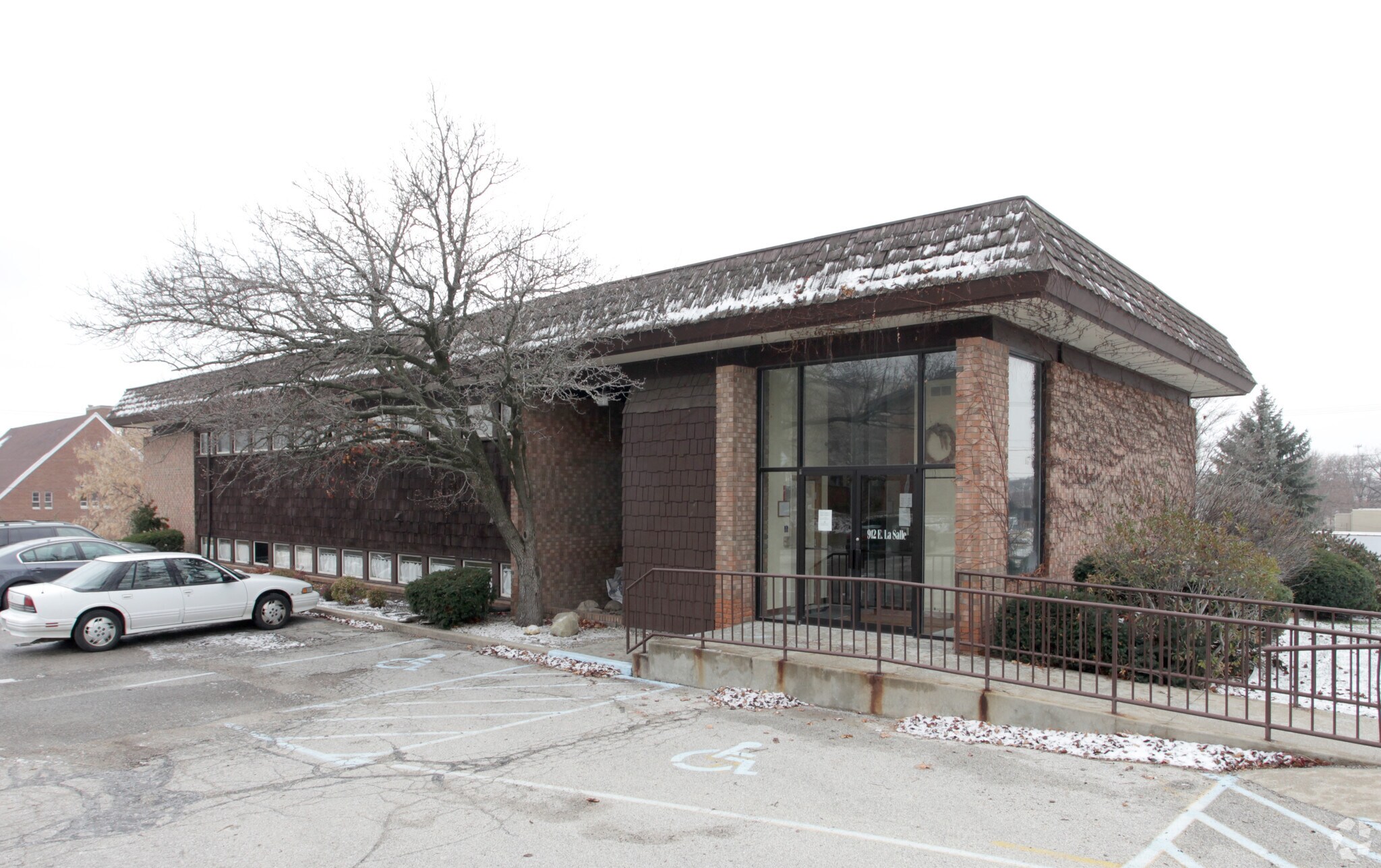 912 La Salle Ave, South Bend, IN for sale Primary Photo- Image 1 of 1