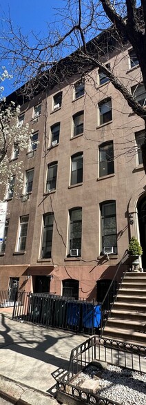 133 E 35th St, New York, NY for sale - Building Photo - Image 3 of 30