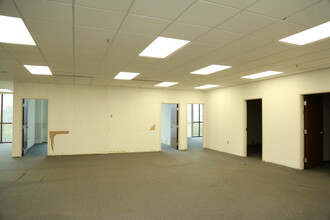 1000 Technology Dr, Fairmont, WV for lease Interior Photo- Image 1 of 9