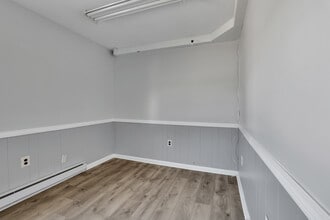 107 Main St, Hebron, CT for lease Interior Photo- Image 2 of 25