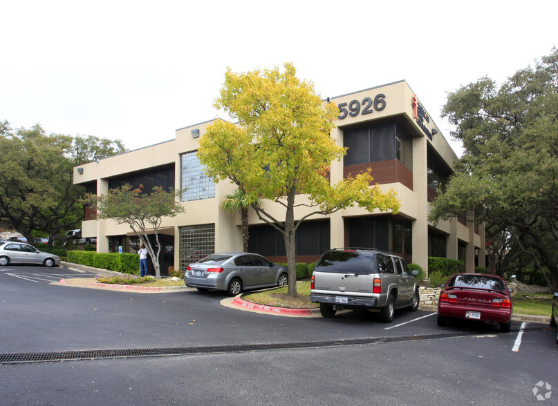 5926 Balcones Dr, Austin, TX for lease - Building Photo - Image 3 of 4