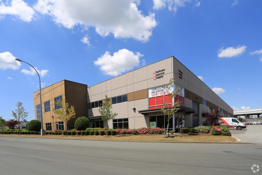 30553 Great Northern Ave, Abbotsford, BC for sale - Building Photo - Image 2 of 8