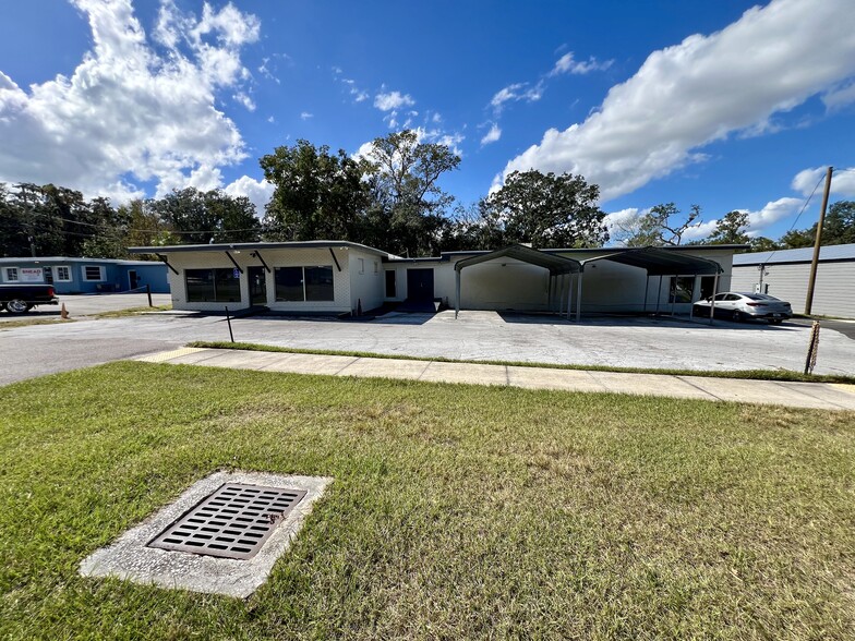 209 Ponce De Leon Blvd, Brooksville, FL for lease - Building Photo - Image 1 of 27