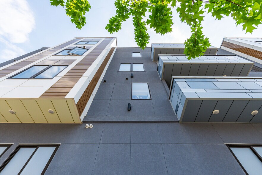 1654 Ridge Ave, Philadelphia, PA for sale - Building Photo - Image 2 of 25