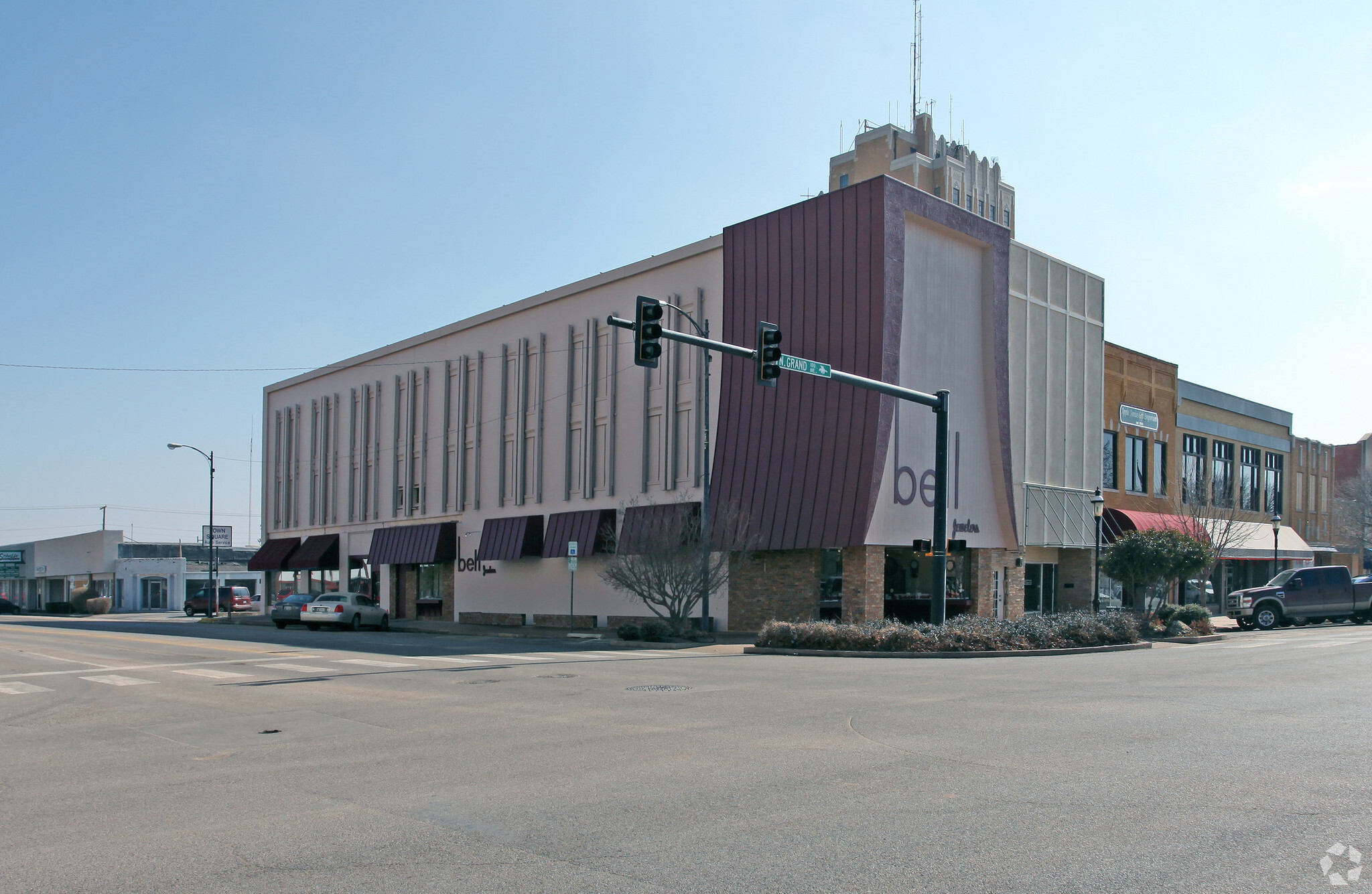 109 E Randolph Ave, Enid, OK 73701 - Retail for Lease | LoopNet