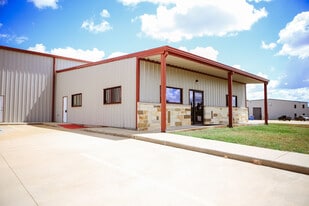 2103 Longwood Dr, Brenham TX - Warehouse