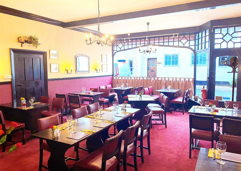 High St, Porlock for sale - Interior Photo - Image 2 of 21