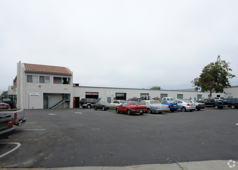 2601 Palma Dr, Ventura, CA for lease - Building Photo - Image 3 of 9