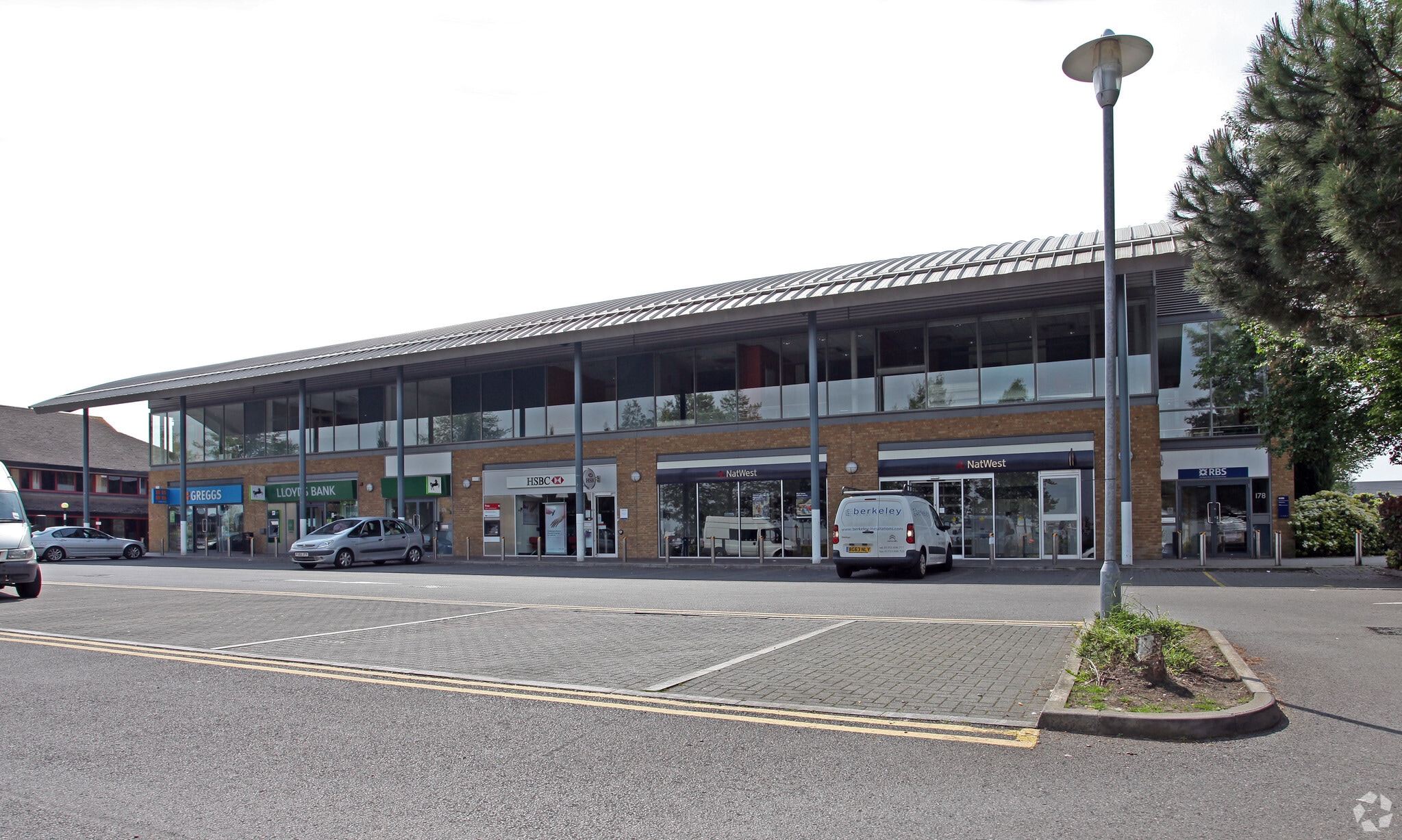 171-178 Buckingham Ave, Slough for sale Primary Photo- Image 1 of 1