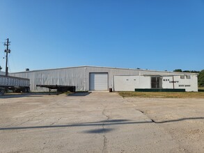 631 S Craft Hwy, Mobile, AL for lease Building Photo- Image 2 of 2