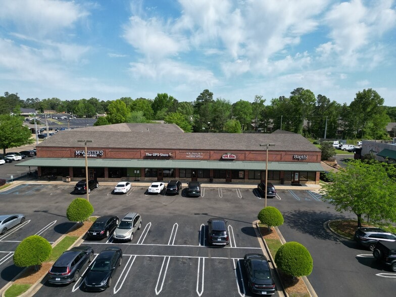 1490 W Government St, Brandon, MS for lease - Building Photo - Image 3 of 4