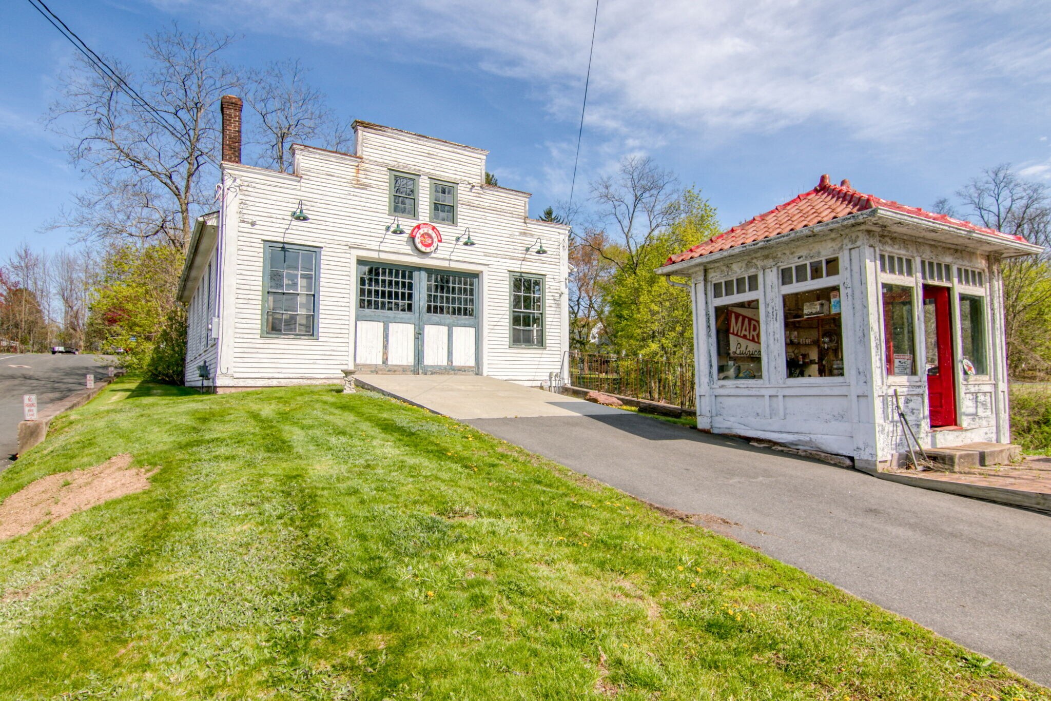 129 Main St, Broad Brook, CT for sale Building Photo- Image 1 of 1
