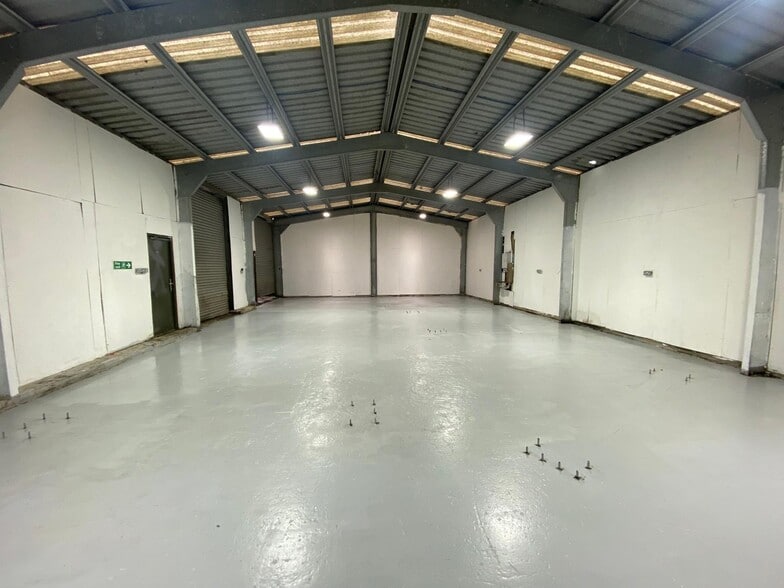 Manor Way, Swanscombe for lease - Building Photo - Image 3 of 6