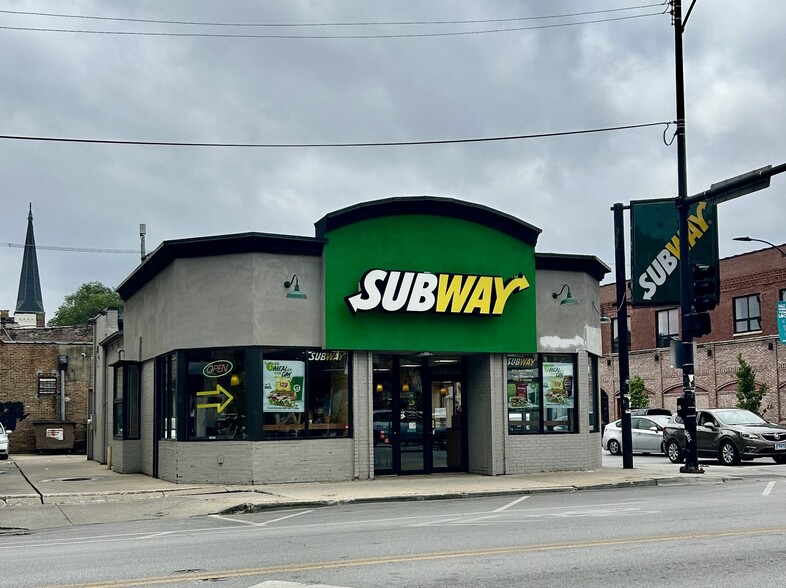 2759 W Cermak Ave, Chicago, IL for lease - Building Photo - Image 1 of 2