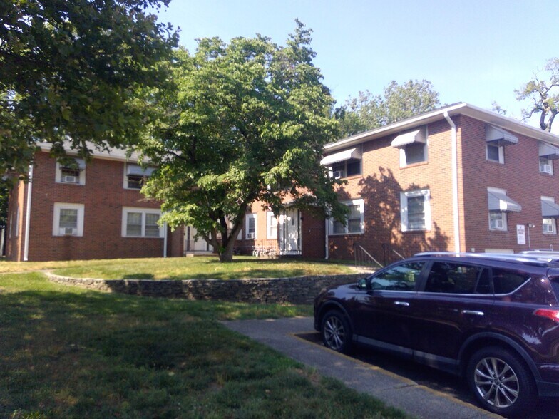 110 Summit St, Pawtucket, RI for sale - Primary Photo - Image 1 of 1