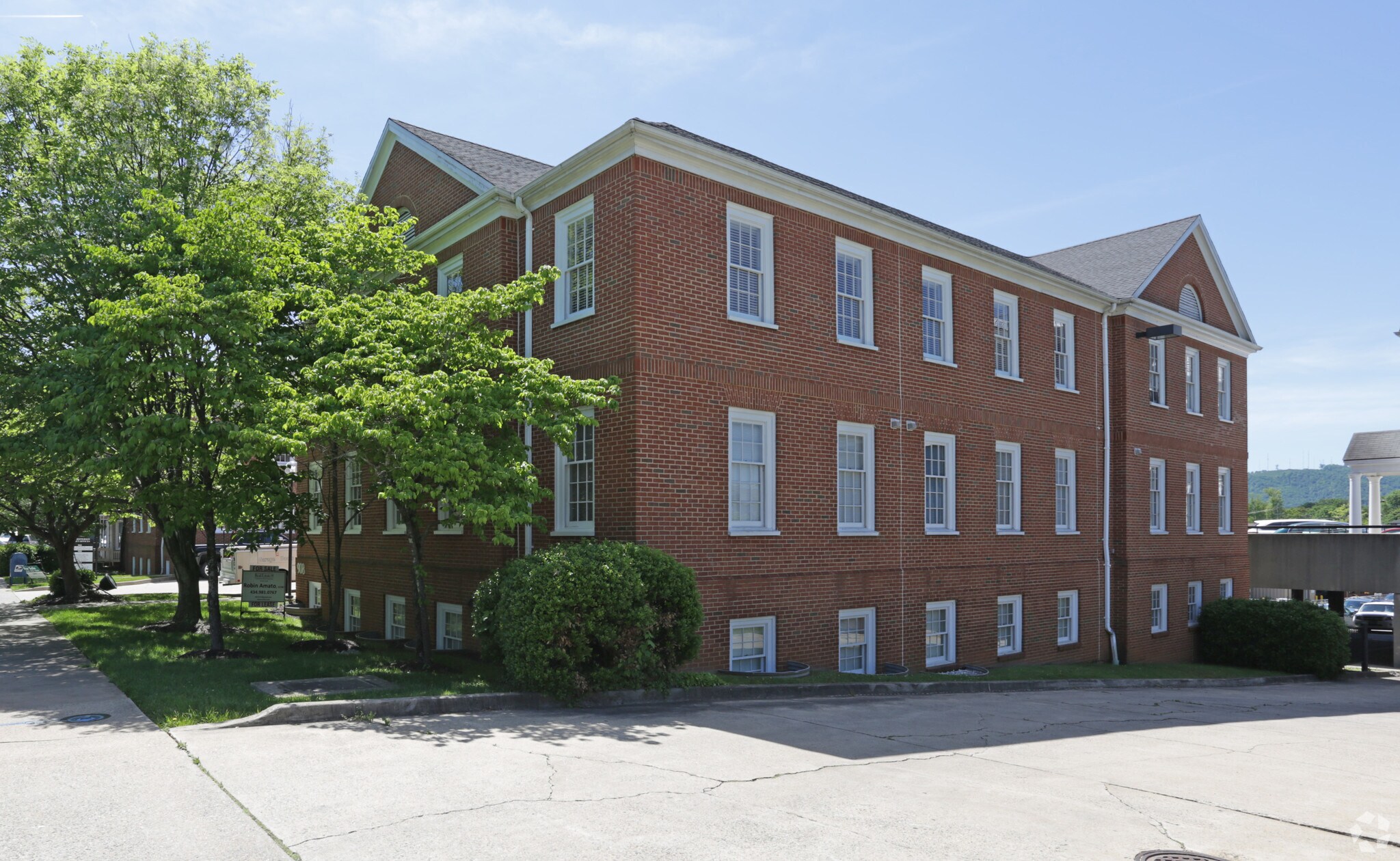 908 E Jefferson St, Charlottesville, VA 22902 East Jefferson Street