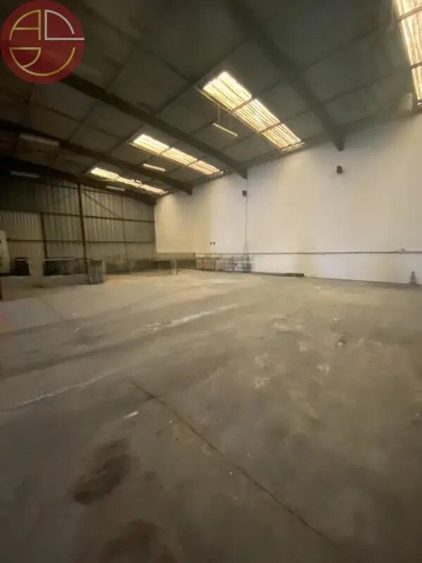 Industrial in Saint-Alban for sale Interior Photo- Image 1 of 11