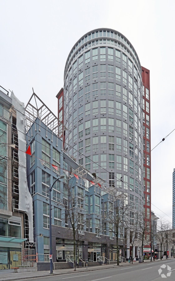 933 Seymour St, Vancouver, BC V6B 6L6