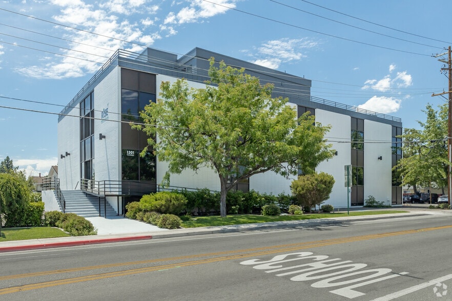 1301 Cordone Ave, Reno, NV for lease - Building Photo - Image 2 of 22