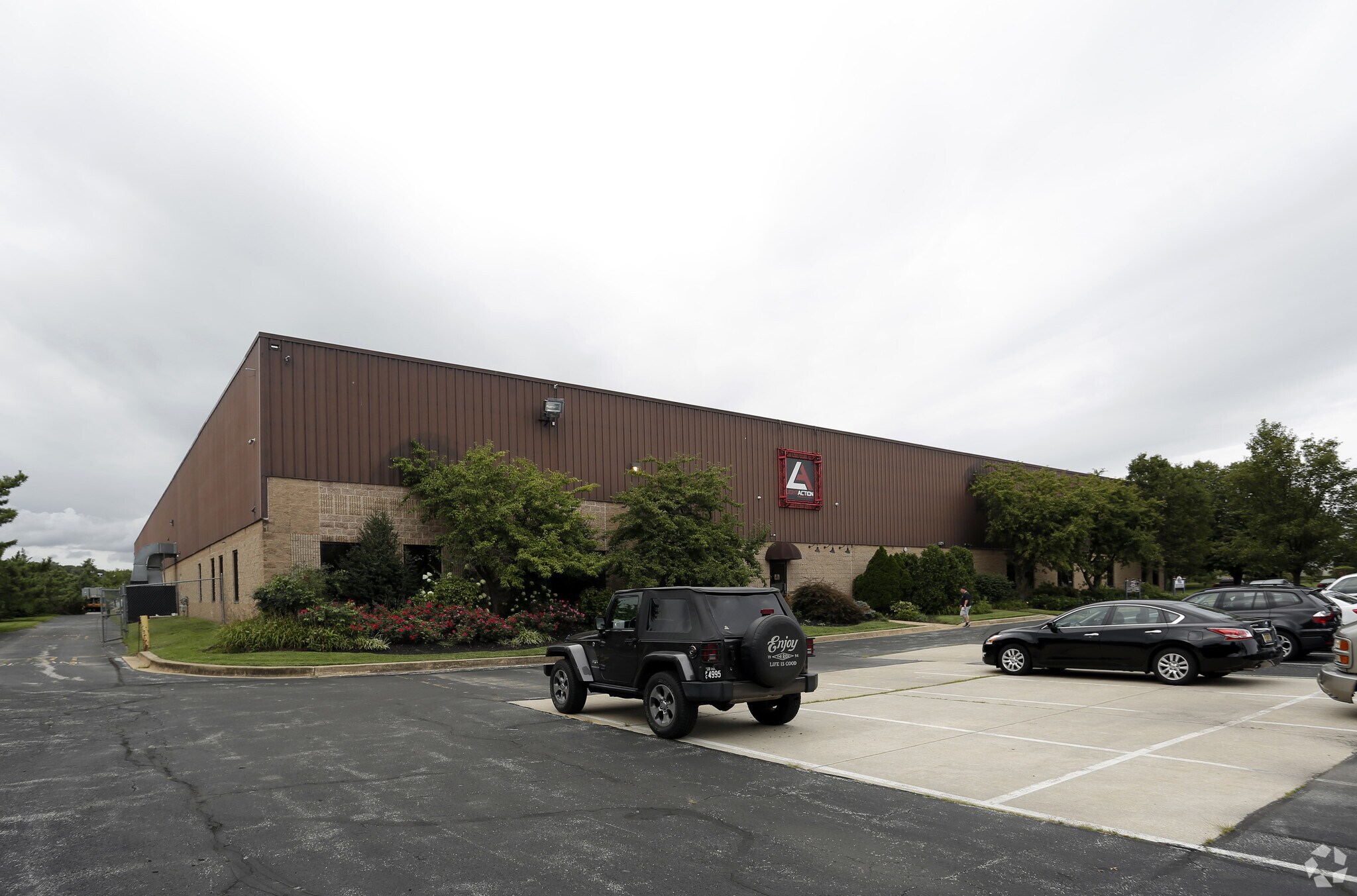 31 Blevins Dr, New Castle, DE for sale Primary Photo- Image 1 of 1