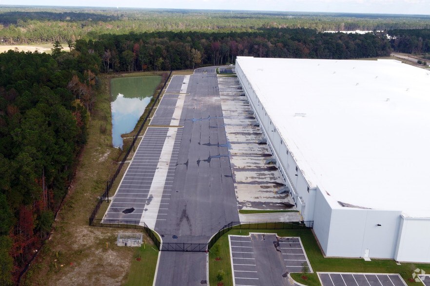 537 Omni Industrial Blvd, Summerville, SC for lease - Building Photo - Image 3 of 7