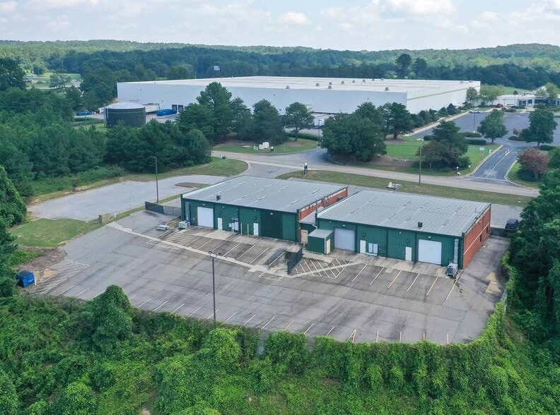 1023 Barrow Industrial Pky, Auburn, GA for lease - Building Photo - Image 2 of 13