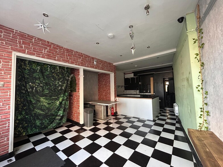 11 Church St, Brighton for lease - Interior Photo - Image 3 of 5