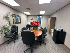 4246 Kalamazoo Ave SE, Grand Rapids, MI for lease Interior Photo- Image 2 of 5