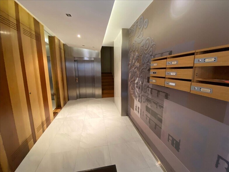 Retail in Torrelavega for sale - Building Photo - Image 3 of 5