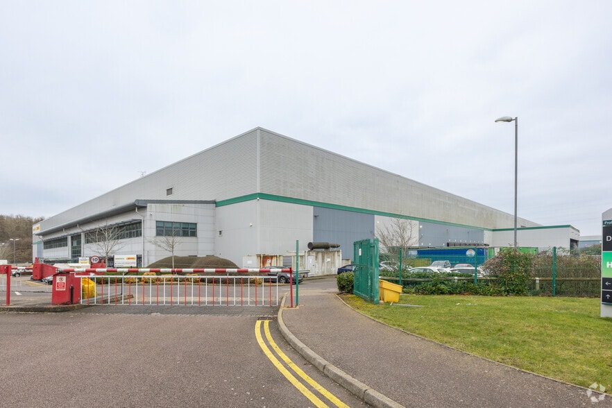 1-5 Claudius Way, Wellingborough for lease - Primary Photo - Image 1 of 2