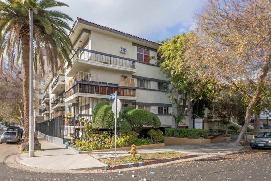 161 S St. Andrews Pl, Los Angeles, CA for sale - Building Photo - Image 2 of 15