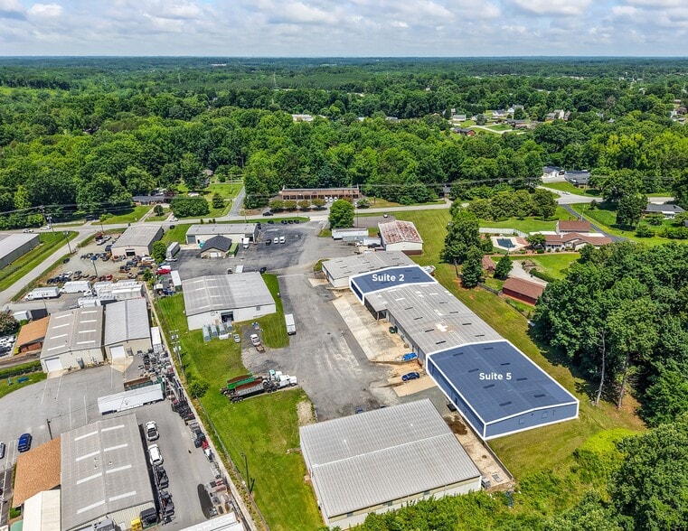 10490 N NC Highway 150, Clemmons, NC for lease - Building Photo - Image 2 of 19