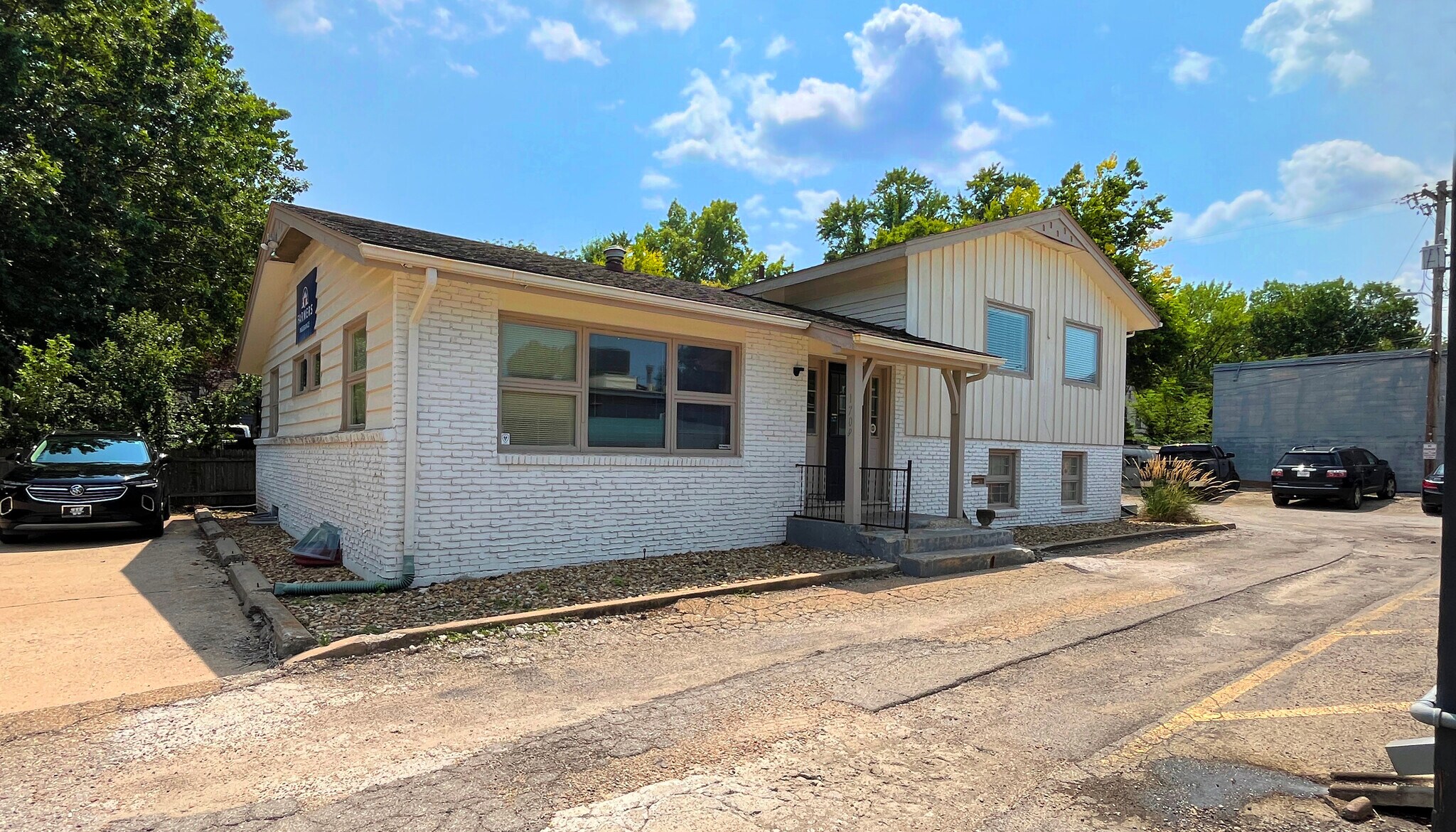 1709 SW Medford Rd, Topeka, KS for sale Building Photo- Image 1 of 1