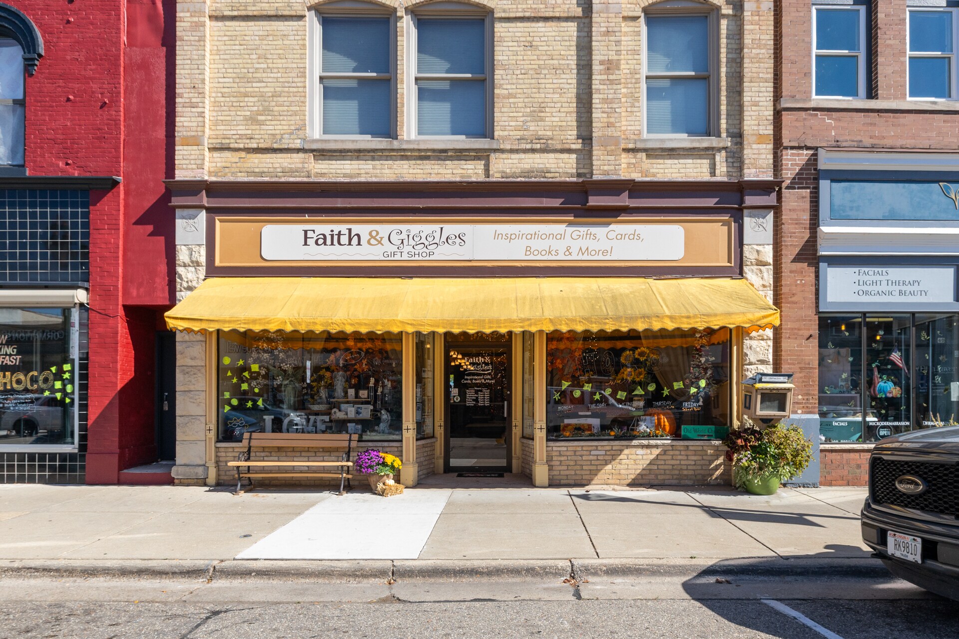 42 N Main St, Hartford, WI for sale Building Photo- Image 1 of 19