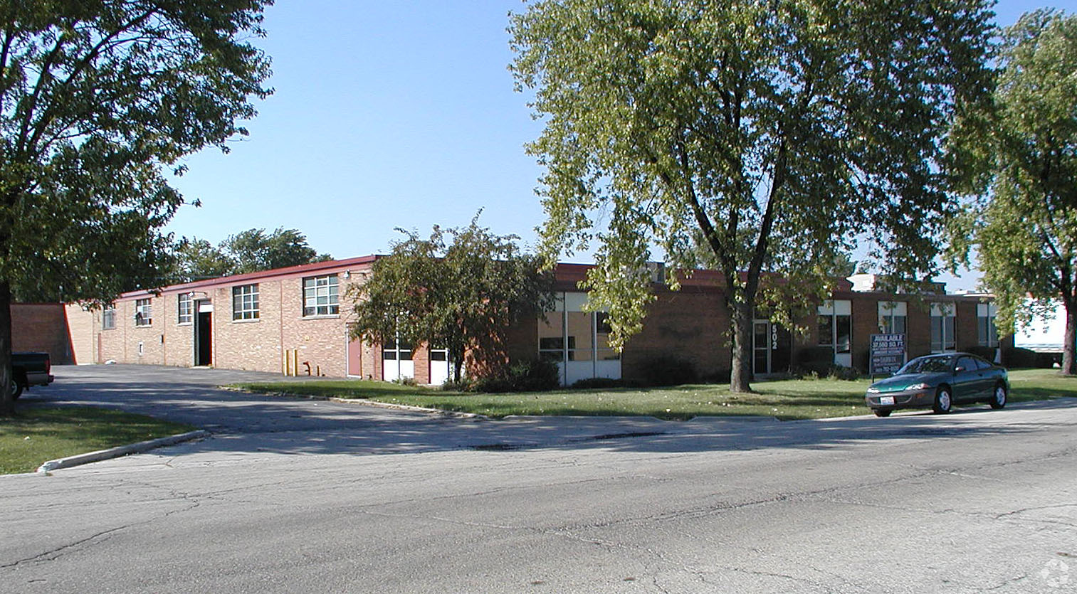 502 Vista Ave, Addison, IL for sale Primary Photo- Image 1 of 6