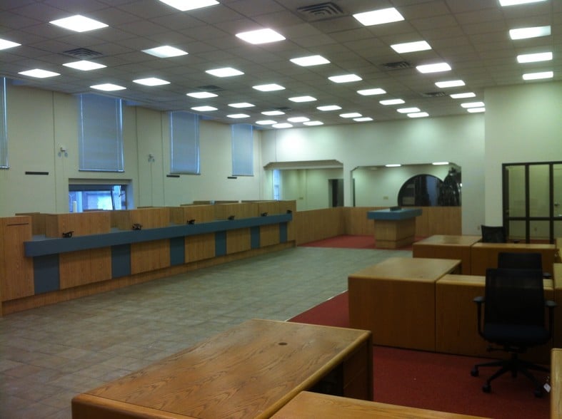 418-420 3rd St, Niagara Falls, NY for sale - Interior Photo - Image 3 of 7