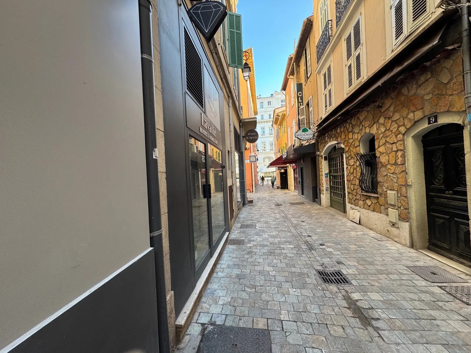 4 Rue Rouguière, Cannes for lease Building Photo- Image 1 of 6