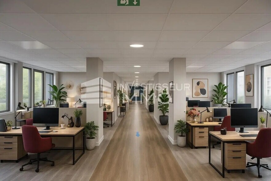 Office in Boissy-Saint-Léger for lease - Building Photo - Image 1 of 7