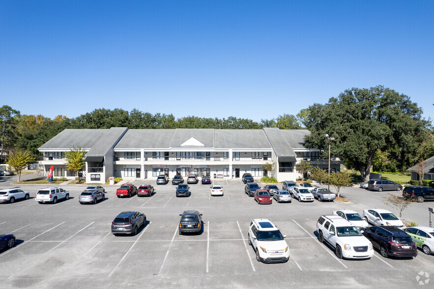 1857 Wells Rd, Orange Park, FL for lease - Building Photo - Image 3 of 17