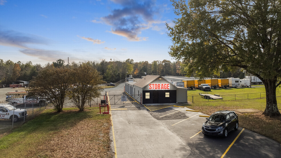 1550 Industry Dr, Burlington, NC for sale - Building Photo - Image 1 of 6