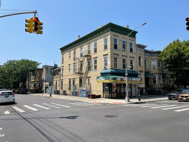 7320 Forest Ave, Ridgewood, NY for sale Primary Photo- Image 1 of 1