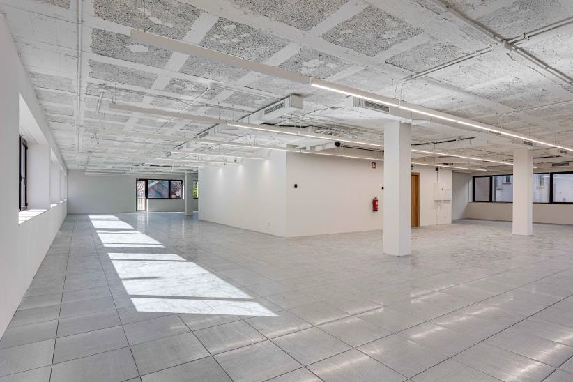 Carrer del Milanesat, 25, Barcelona, Barcelona for lease Interior Photo- Image 1 of 3