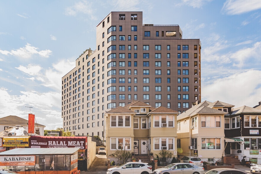 71-17 Roosevelt Avenue, Jackson Heights, NY for sale - Building Photo - Image 1 of 1