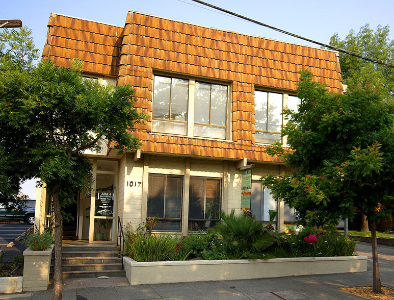 1017 E St, San Rafael, CA for lease - Building Photo - Image 1 of 11