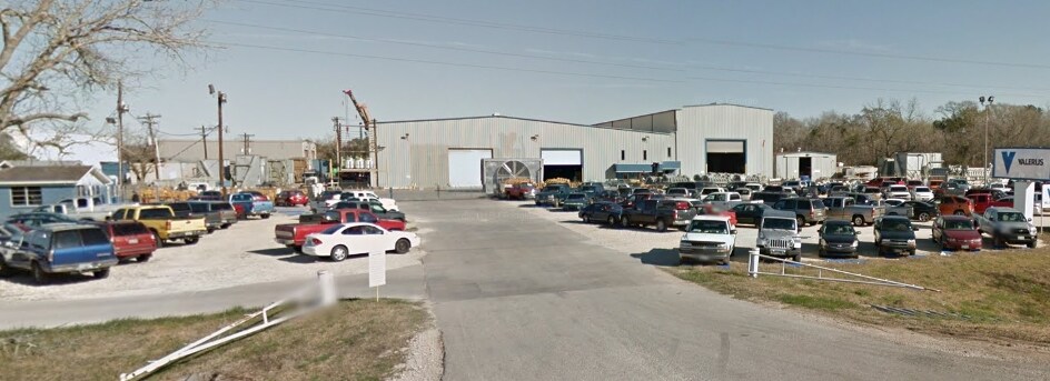 15699 Highway 35 N, Sweeny, TX for sale - Building Photo - Image 1 of 1