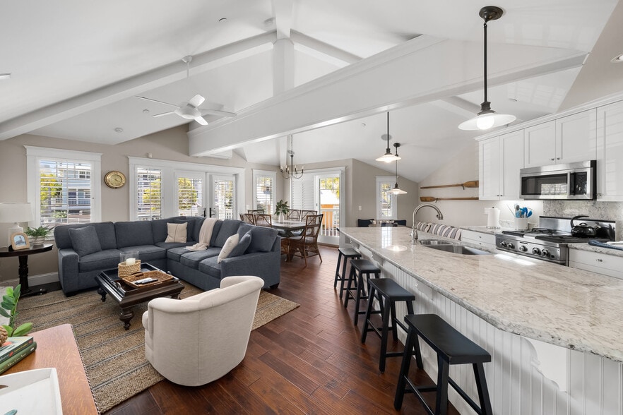 74 San Francisco St, Avila Beach, CA for sale - Building Photo - Image 3 of 50