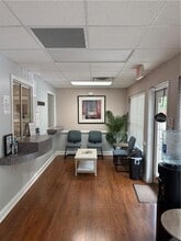 925 Sanders Rd, Cumming, GA for sale Interior Photo- Image 2 of 10