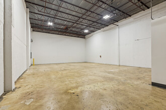 7950-7966 NW 14th St, Miami, FL for lease Interior Photo- Image 1 of 10