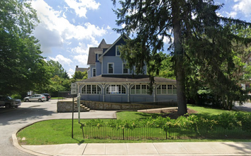 241 S Bryn Mawr Ave, Bryn Mawr, PA for lease Building Photo- Image 1 of 6