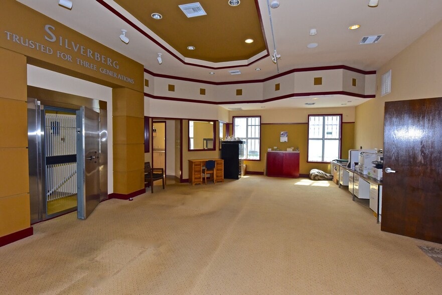 32699 US Highway 19 N, Palm Harbor, FL for lease - Building Photo - Image 3 of 7